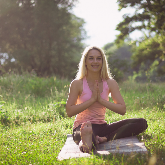 Harnessing the Calming Effects of Moringa for a Stress-Free Summer